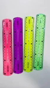 règle plate 20 cm XLPQ précise et pratique